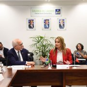 Reunião com a senadora Daniella Ribeiro, presidente da Comissão Mista de Orçamento